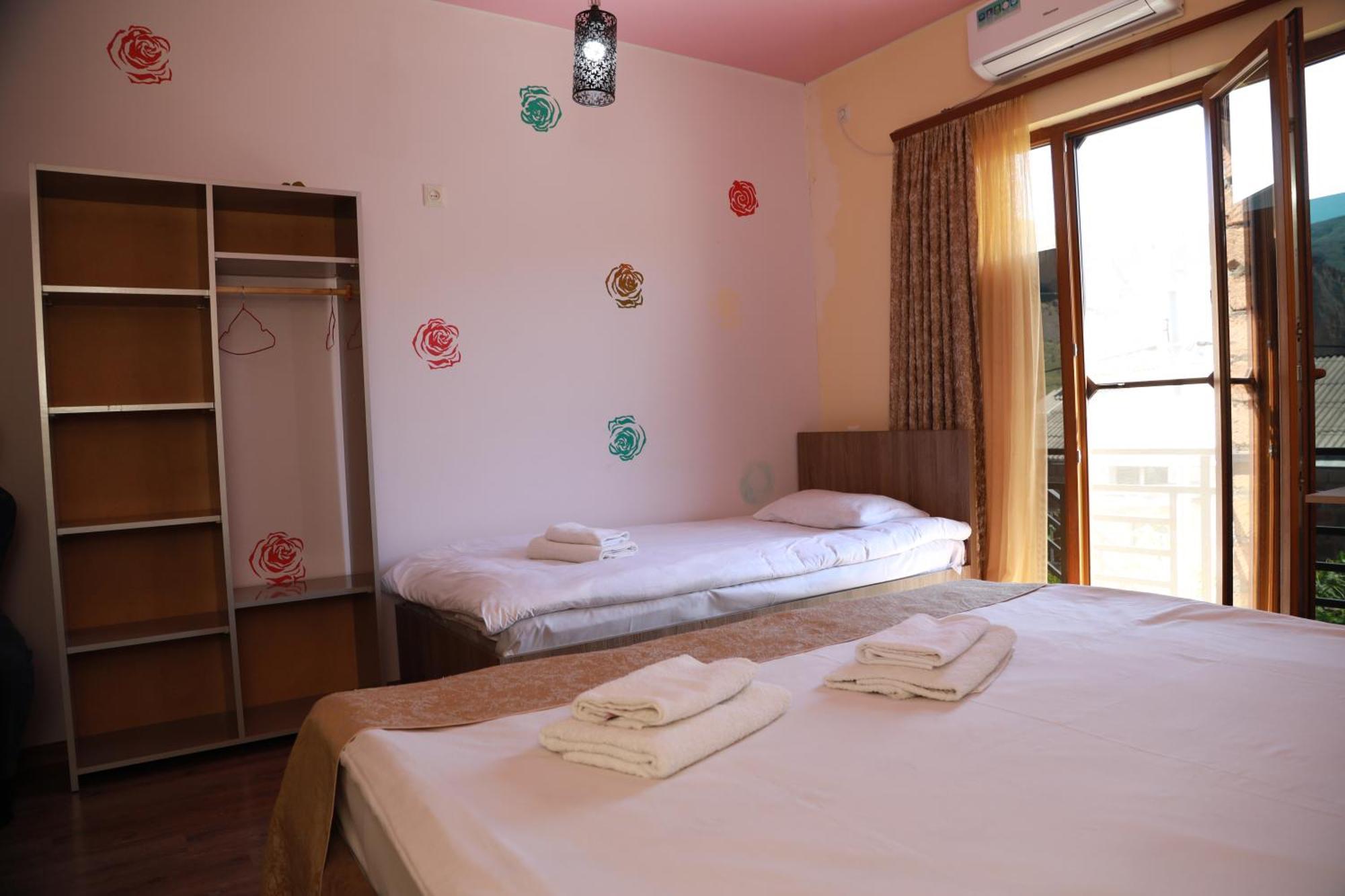 Areni Wine Cellar Hotel Екстериор снимка