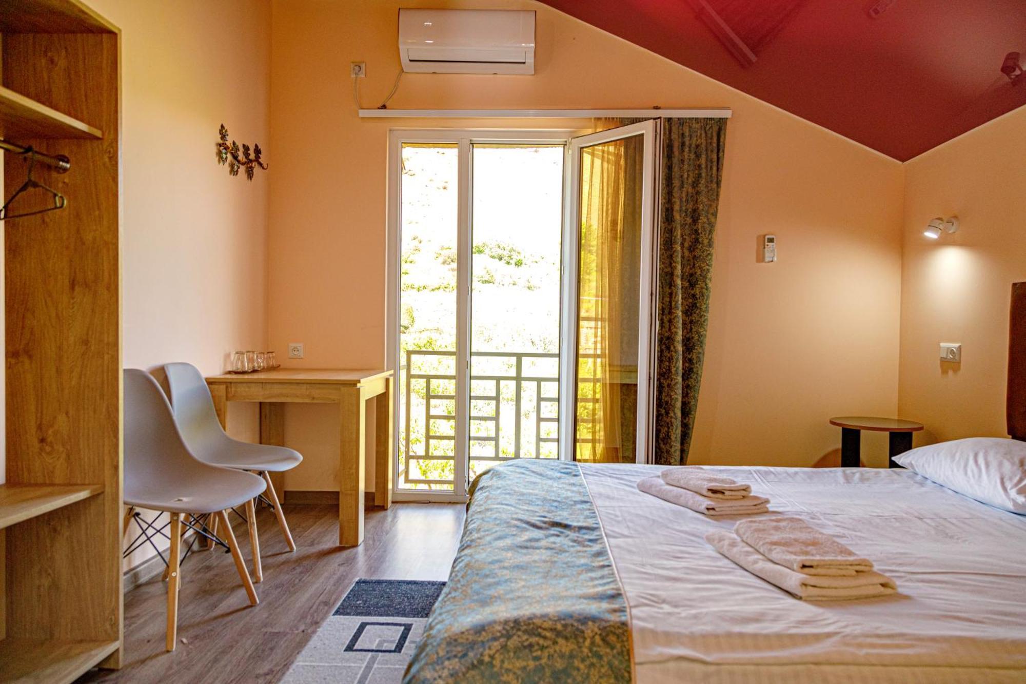 Areni Wine Cellar Hotel Екстериор снимка
