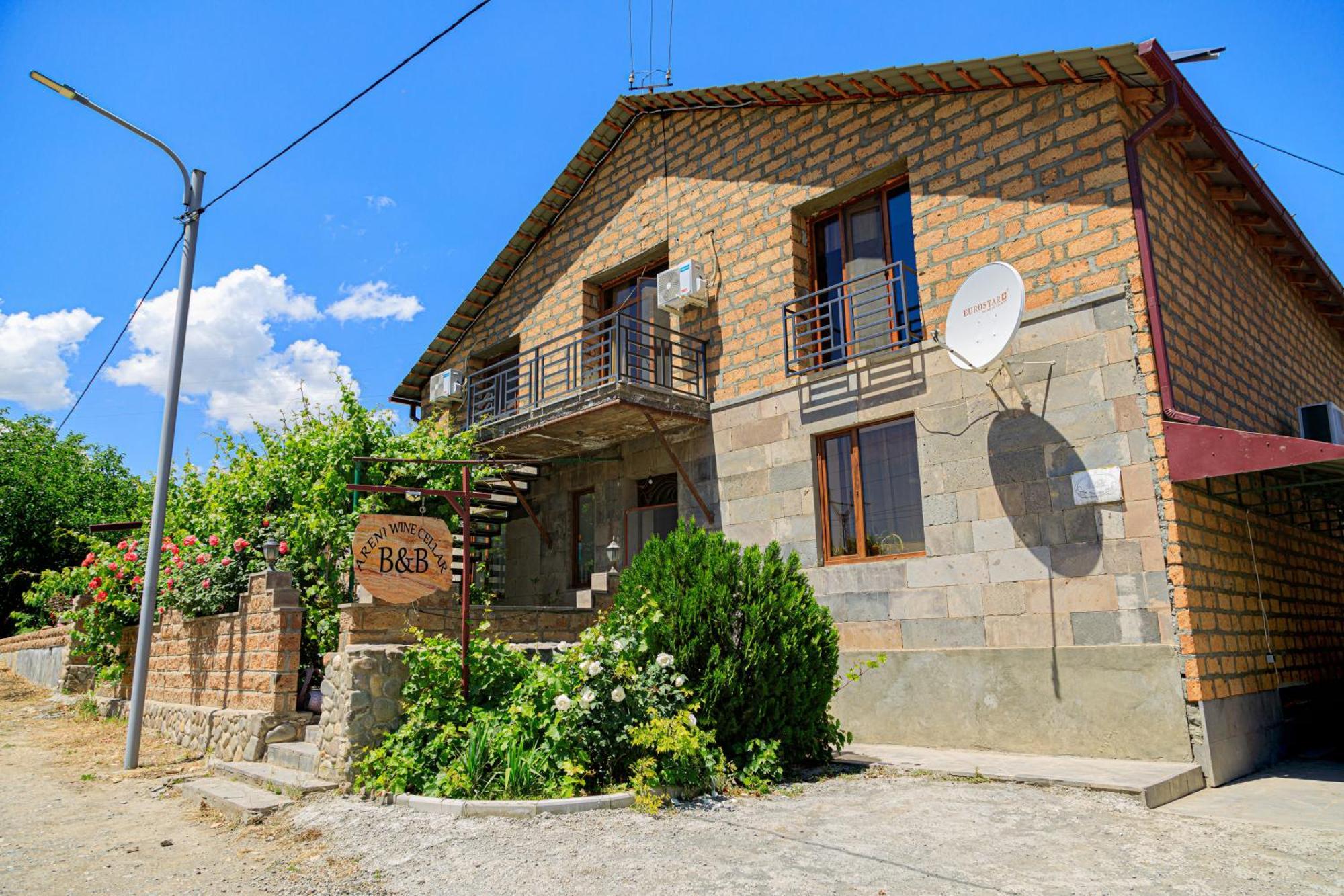 Areni Wine Cellar Hotel Екстериор снимка