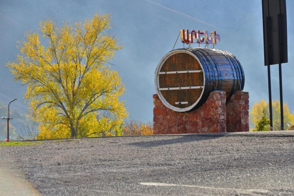Areni Wine Cellar Hotel Екстериор снимка
